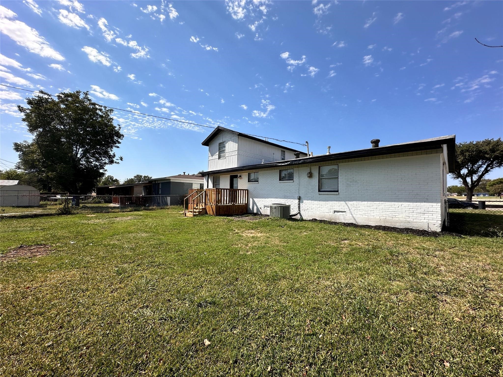 1722 Hillcrest Street Mesquite TX 75149
