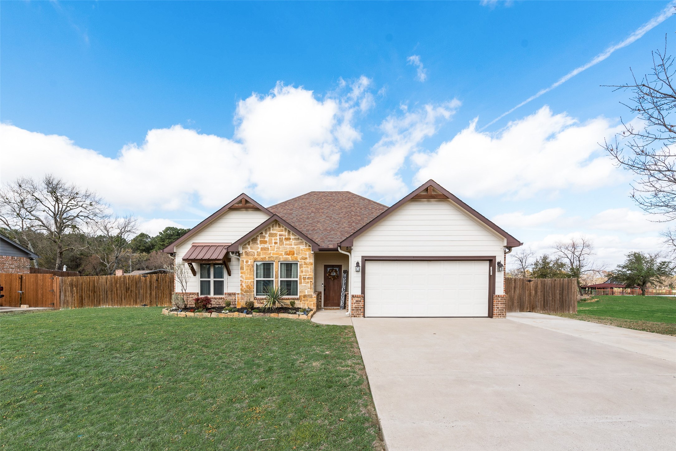 120 Horseshoe Lake Drive Edgewood TX 75117