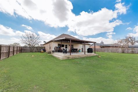 120 Horseshoe Lake Drive Edgewood TX 75117
