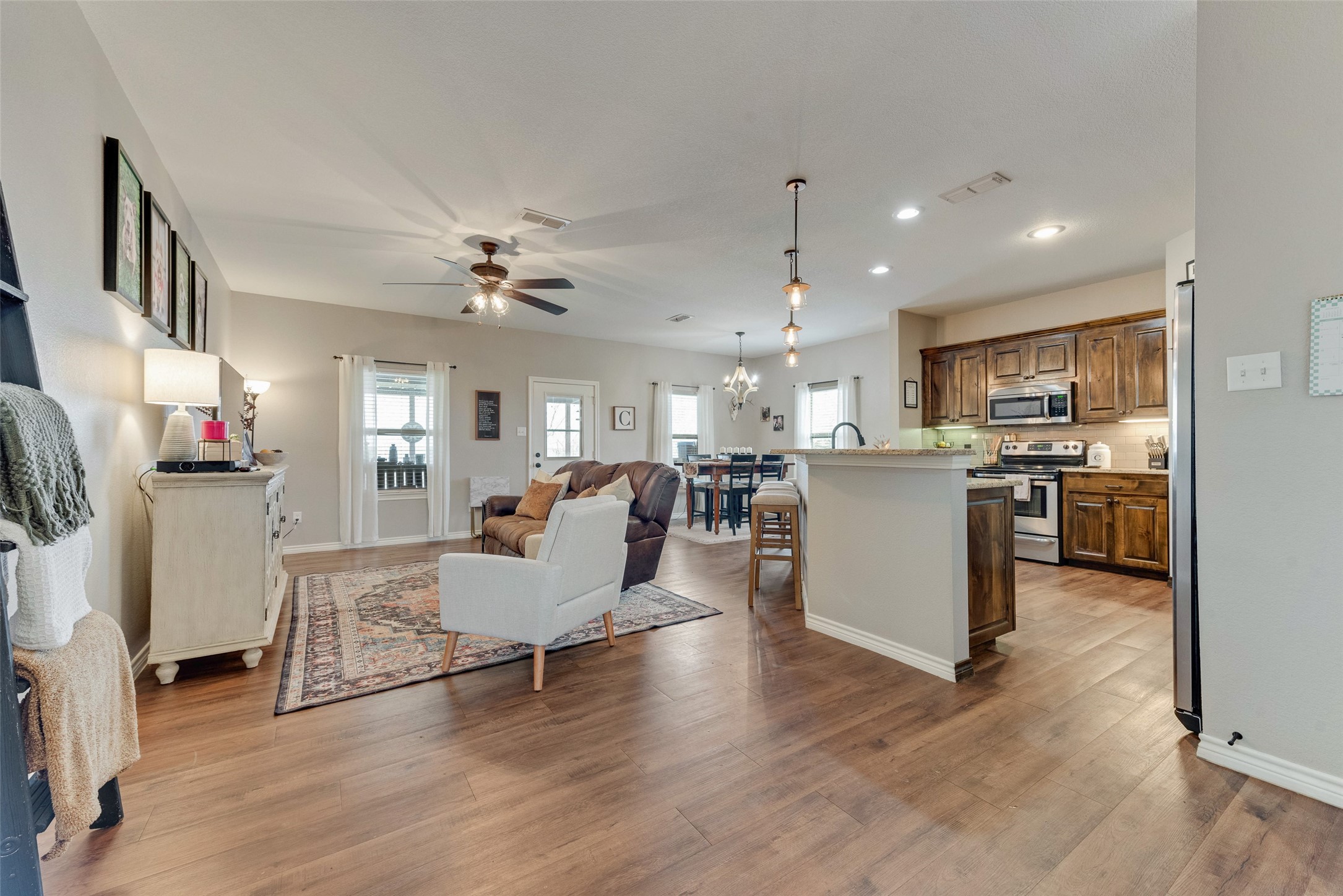 120 Horseshoe Lake Drive Edgewood TX 75117