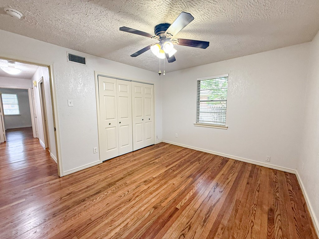 2424 Dorrington Drive Dallas TX 75228