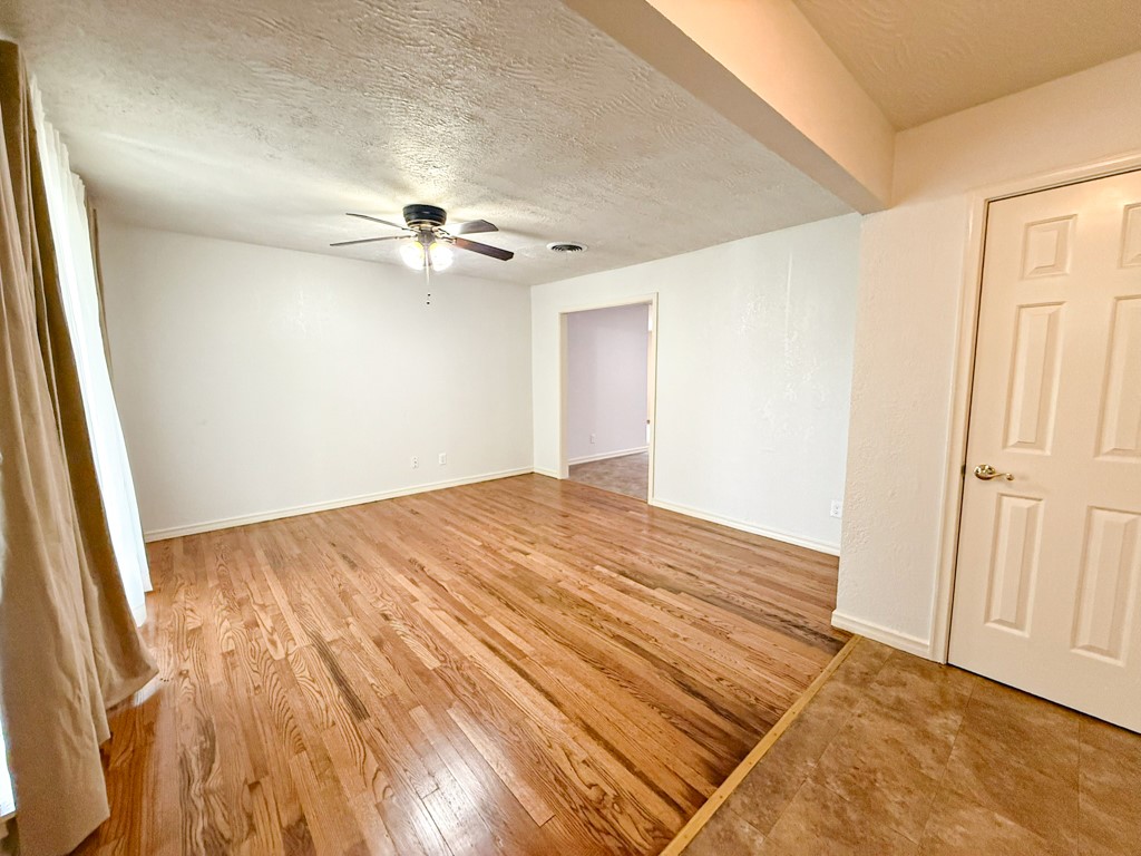 2424 Dorrington Drive Dallas TX 75228