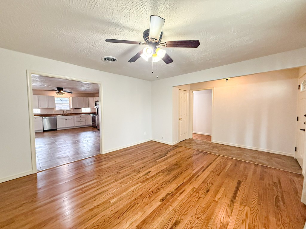 2424 Dorrington Drive Dallas TX 75228