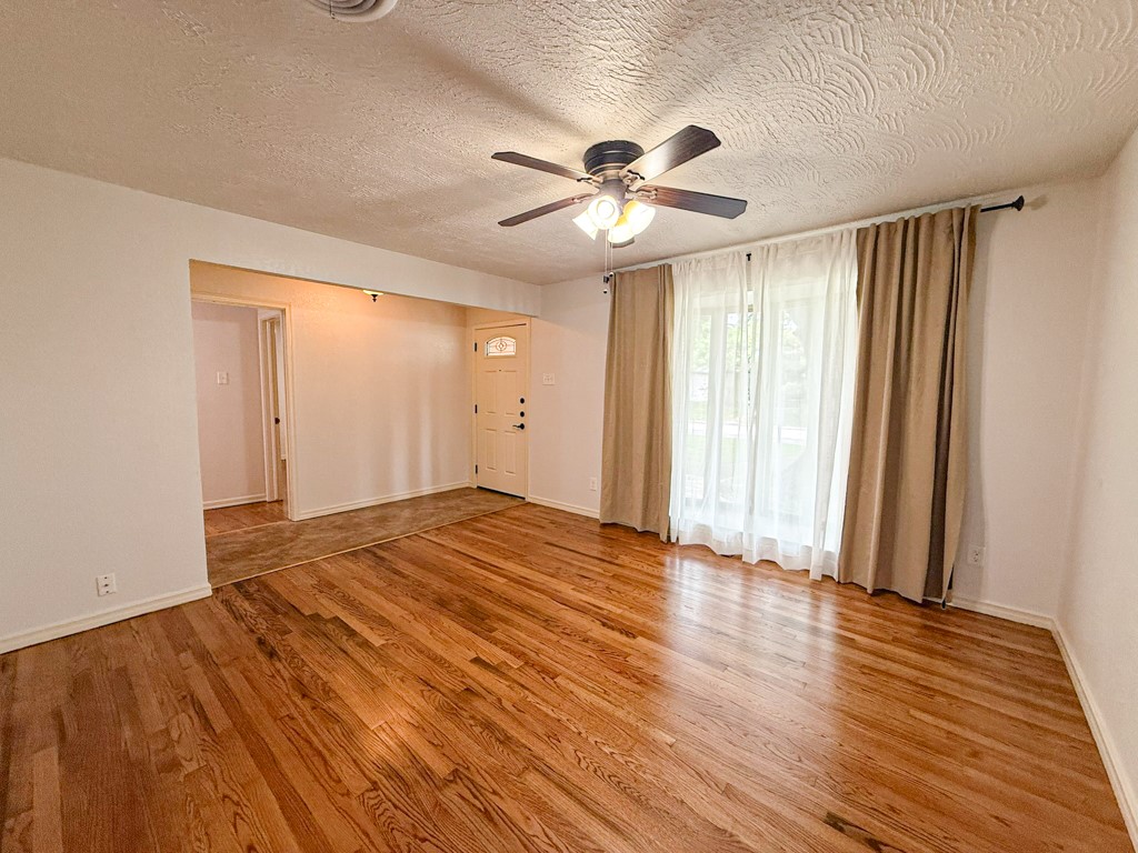 2424 Dorrington Drive Dallas TX 75228
