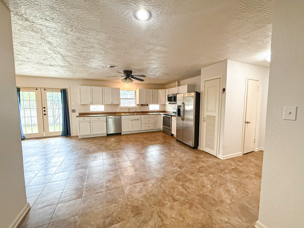 2424 Dorrington Drive Dallas TX 75228