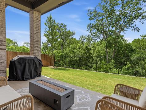 518 Hidden Creek Parkway Van Alstyne TX 75495