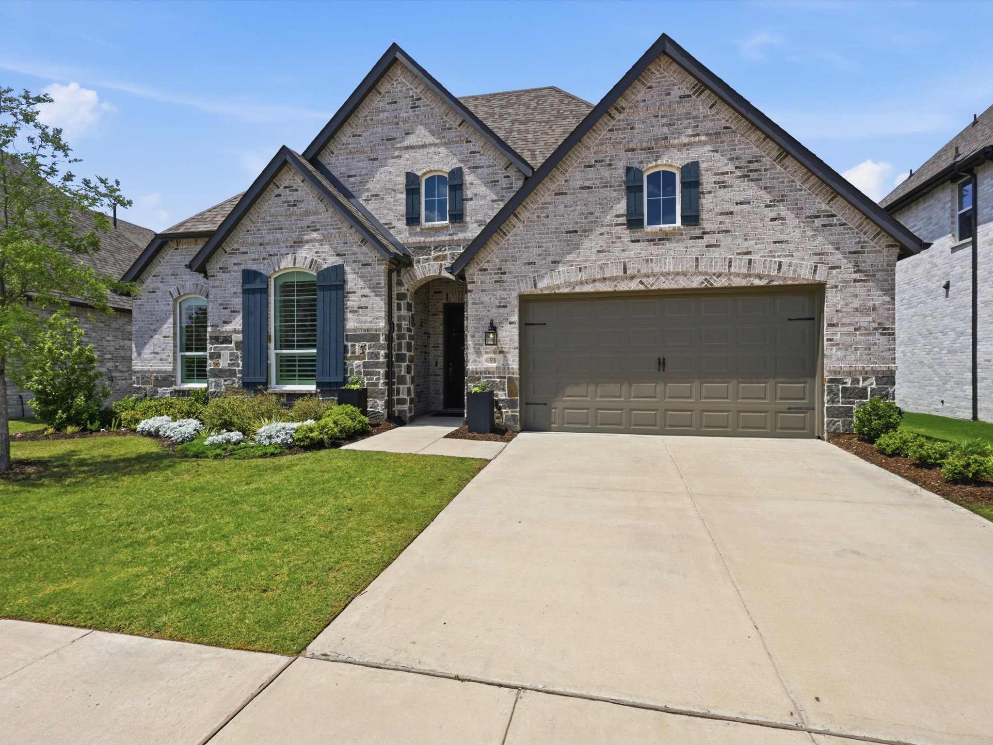 518 Hidden Creek Parkway Van Alstyne TX 75495
