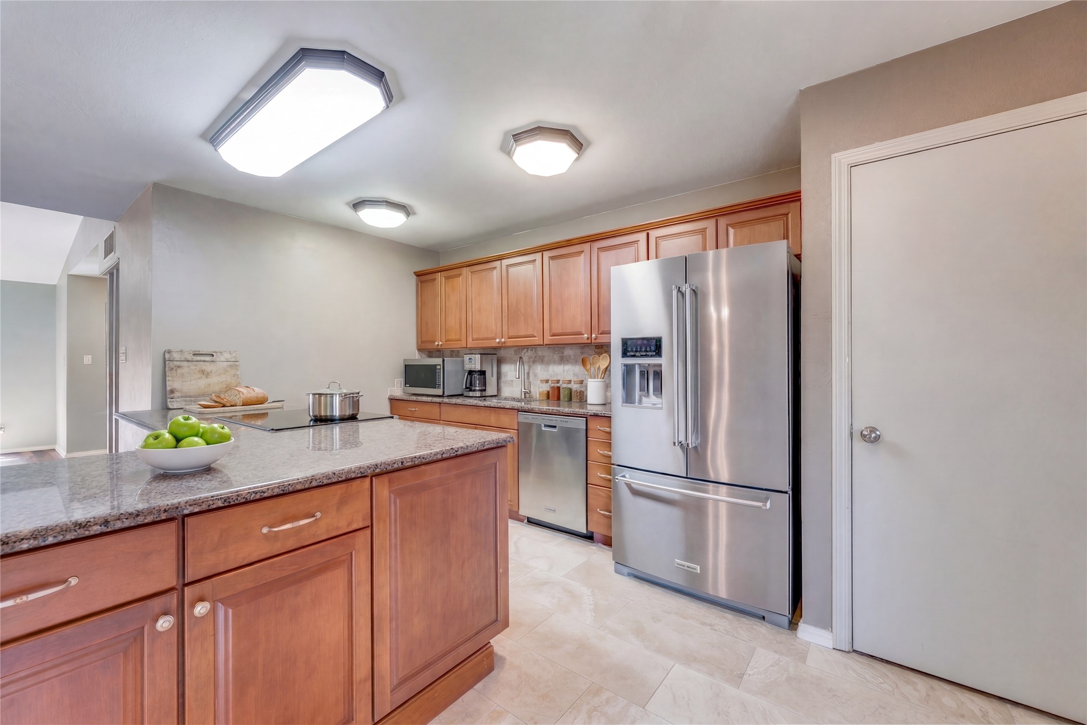 6611 Greenspring Drive Arlington TX 76016