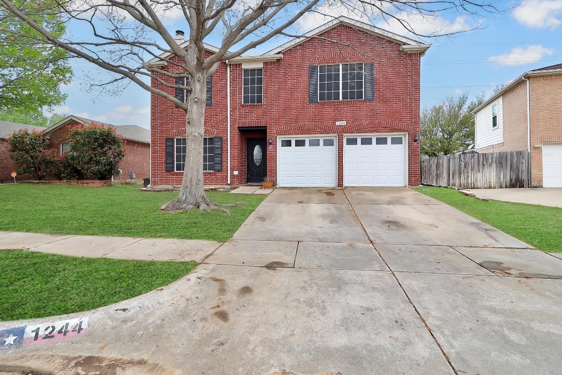 1244 Cheyenne Court Saginaw TX 76131