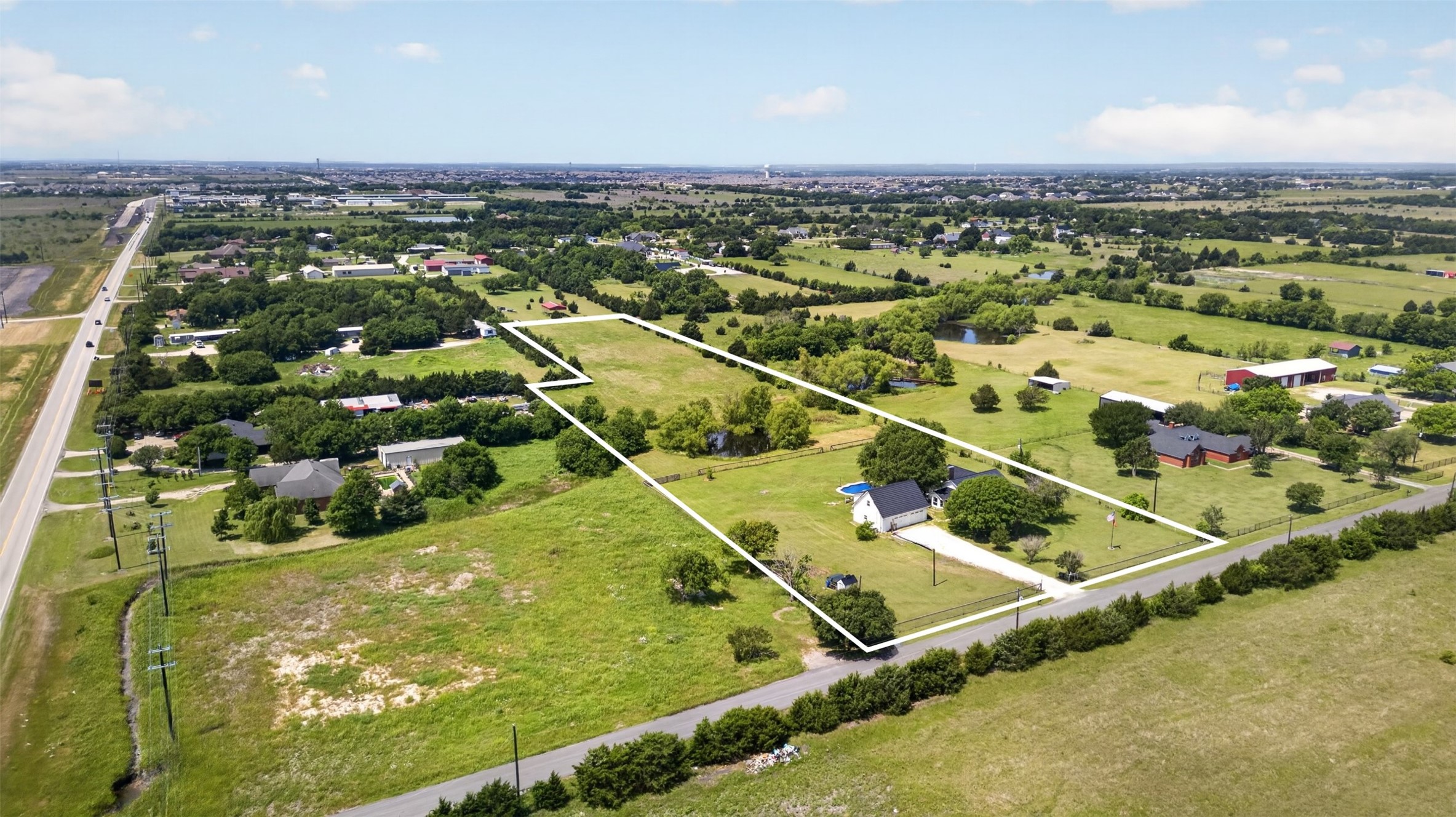 15907 Calvert Road Forney TX 75126