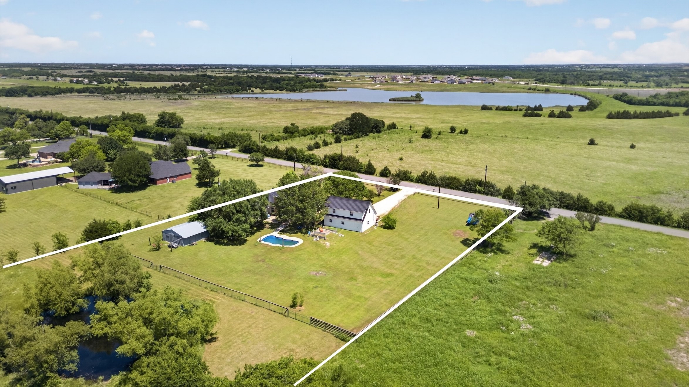 15907 Calvert Road Forney TX 75126