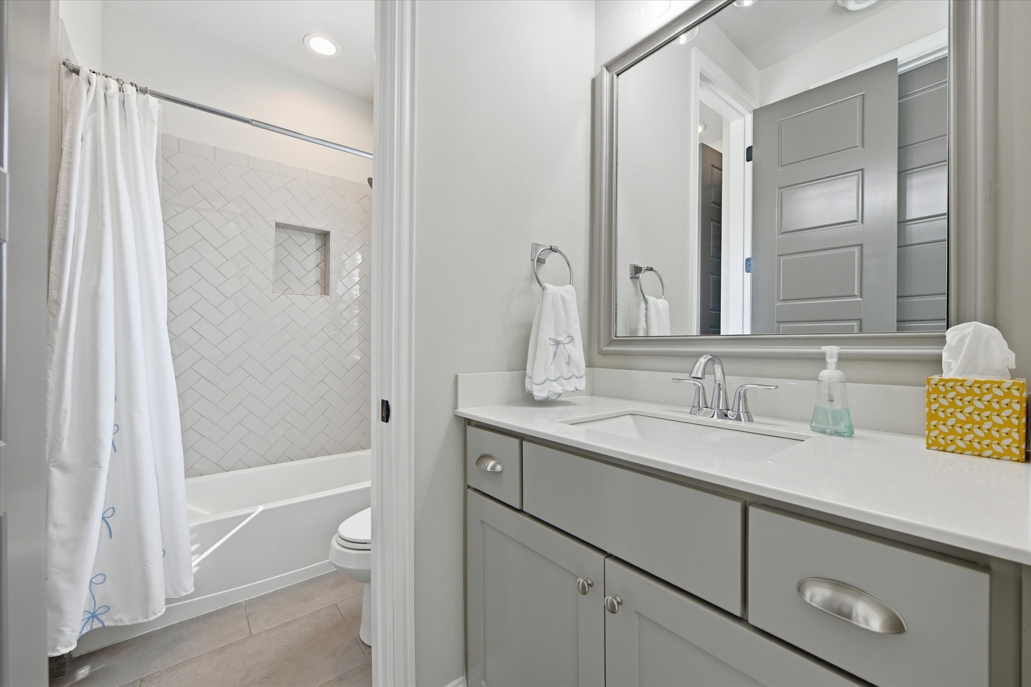 3012 Nob Hill Drive Burleson TX 76028