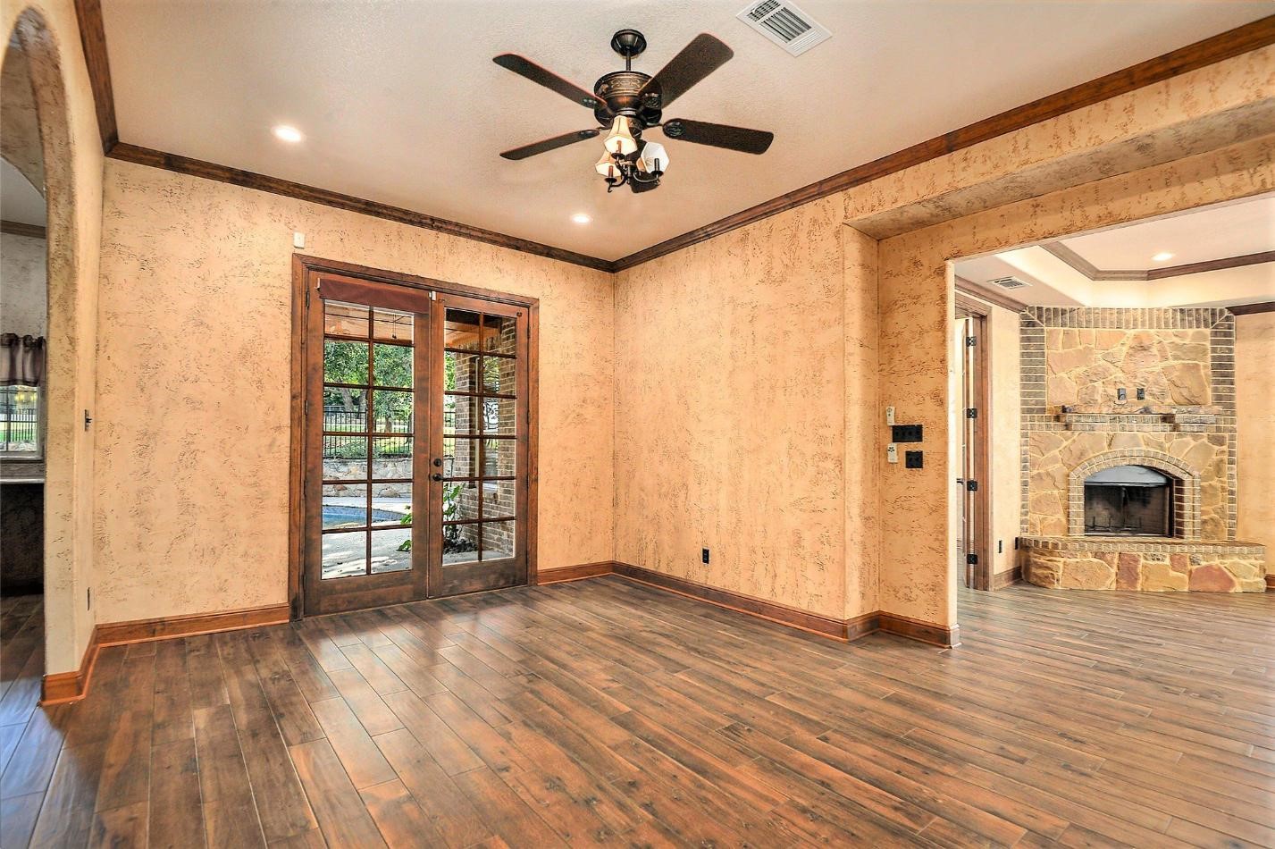 112 Bonita Drive Springtown TX 76082