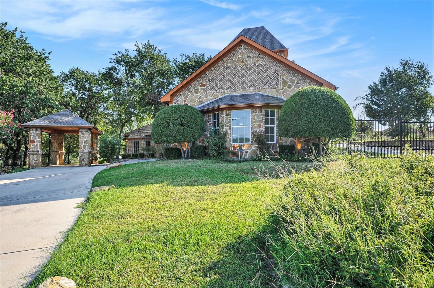 112 Bonita Drive Springtown TX 76082