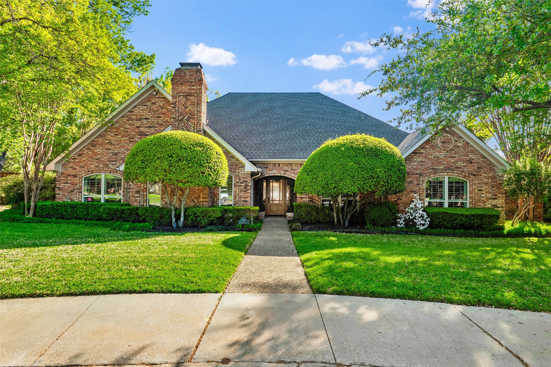 6302 Glenhollow Court Dallas TX 75248