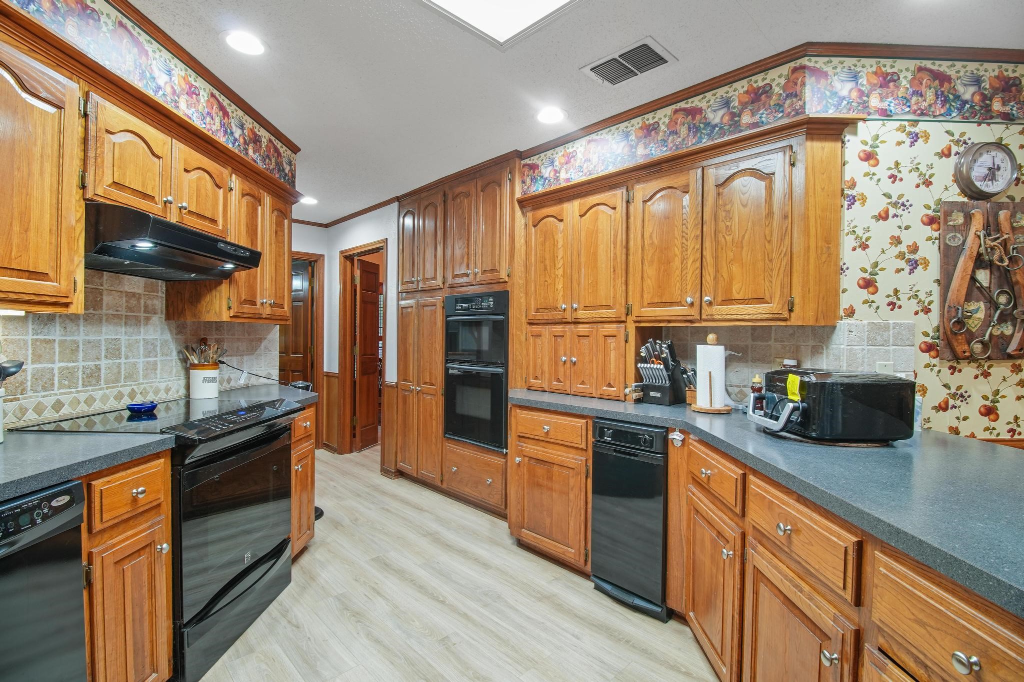 1749 E Us Highway 84 Palestine TX 75801