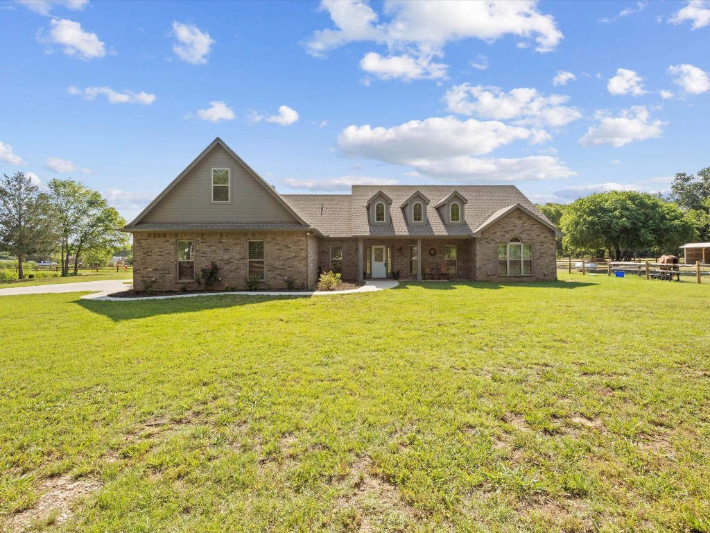 1623 County Road 807 Cleburne TX 76031
