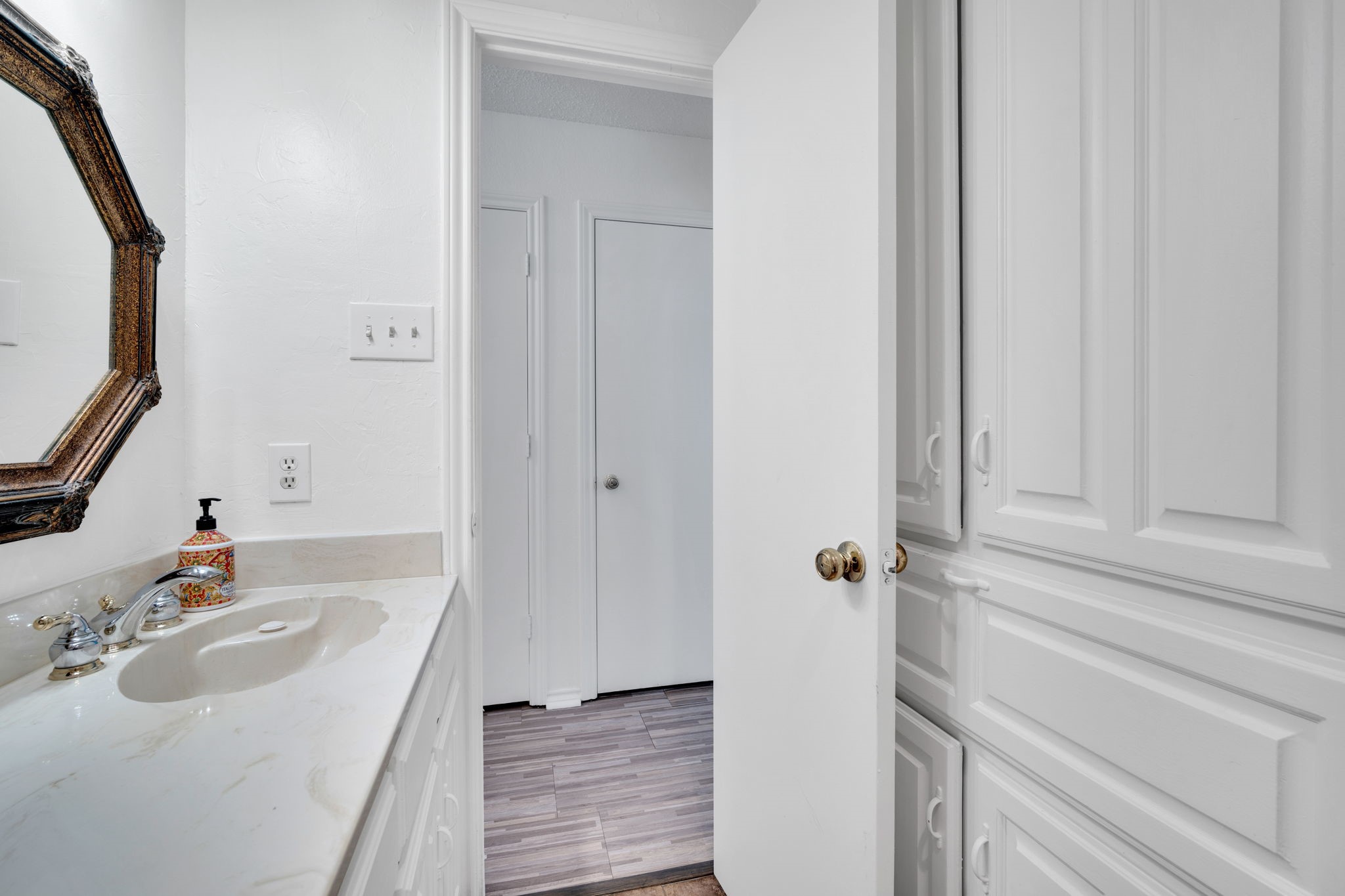 1647 E Pleasant Drive Midlothian TX 76065