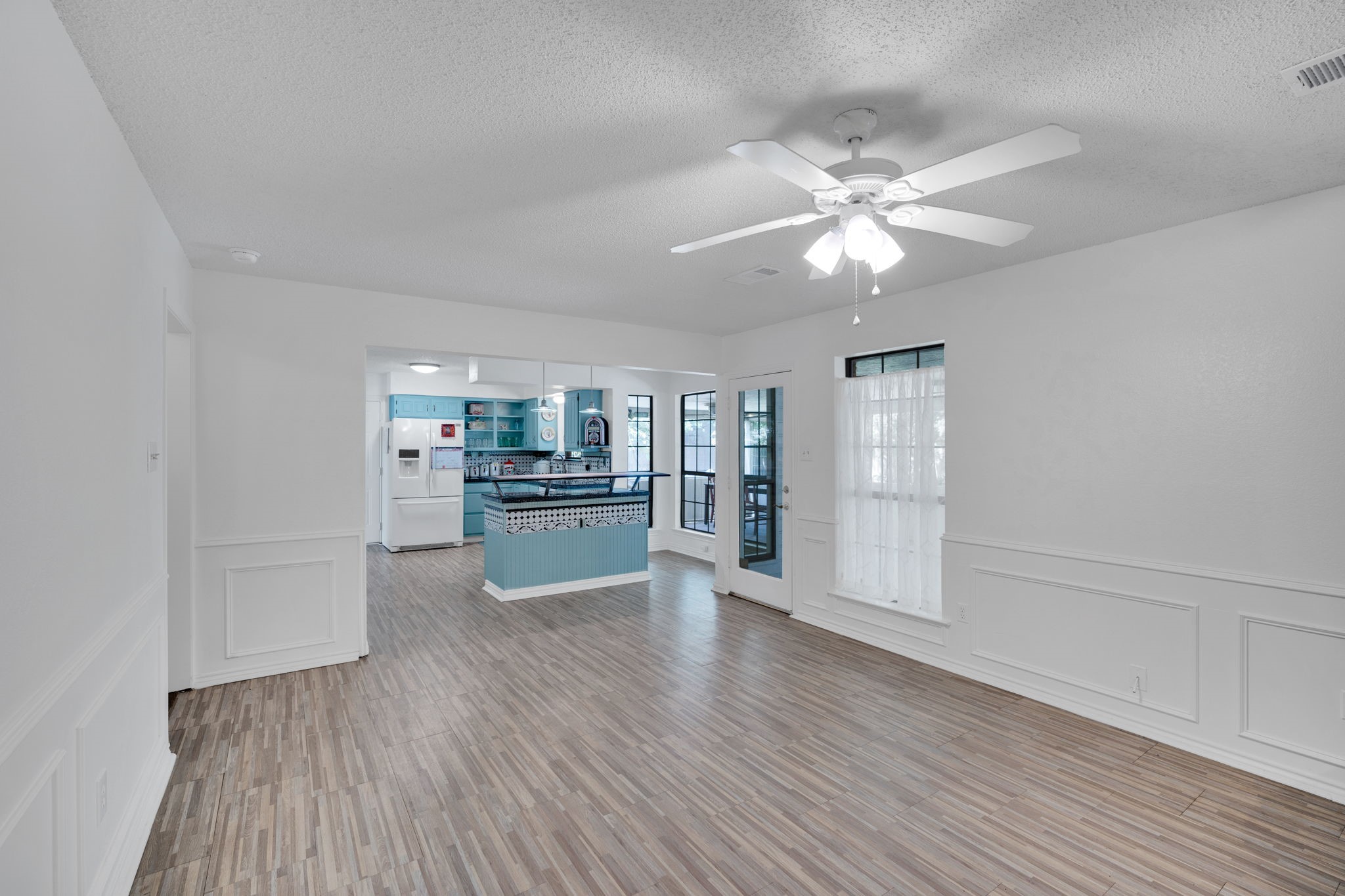 1647 E Pleasant Drive Midlothian TX 76065