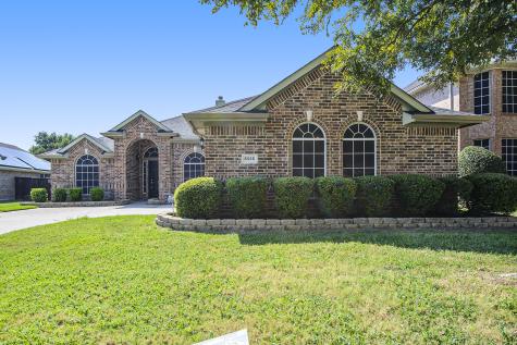 5915 Saddleridge Court Grand Prairie TX 75052