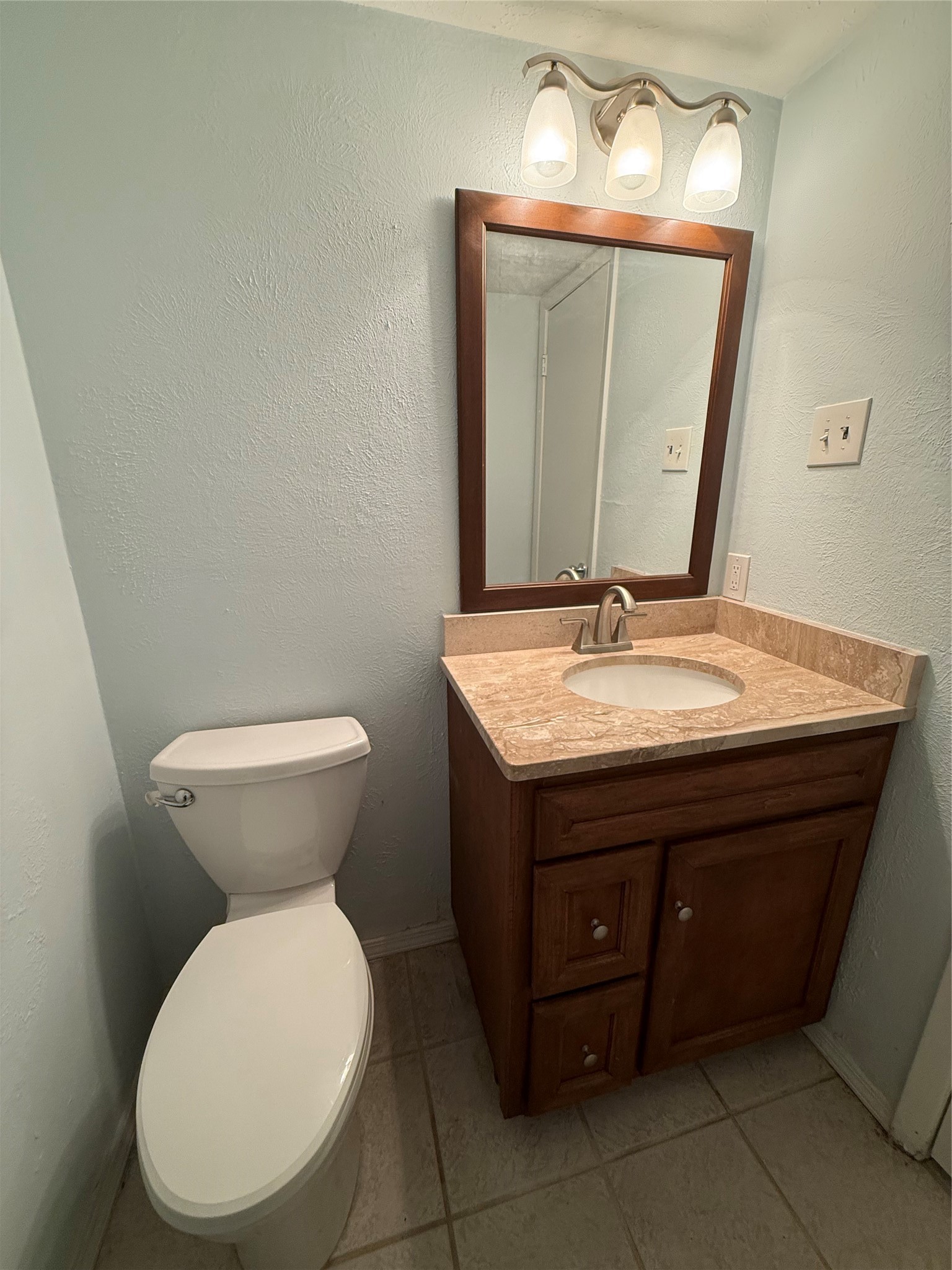 816 Pebble Beach Drive Garland TX 75043