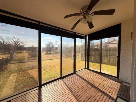 816 Pebble Beach Drive Garland TX 75043