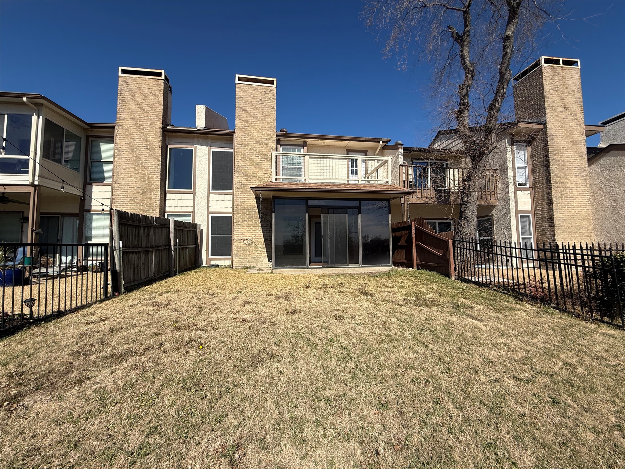 816 Pebble Beach Drive Garland TX 75043