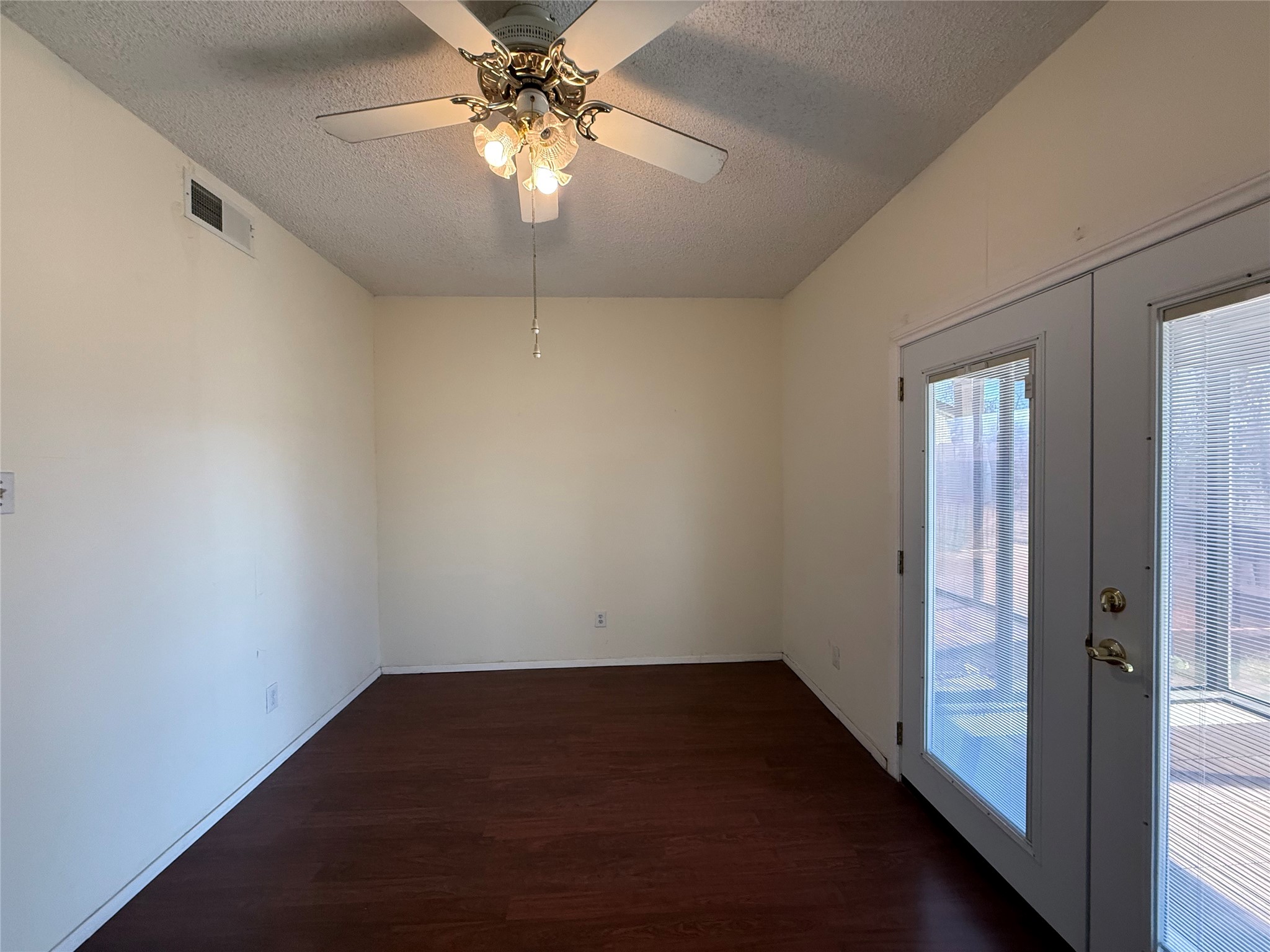 816 Pebble Beach Drive Garland TX 75043