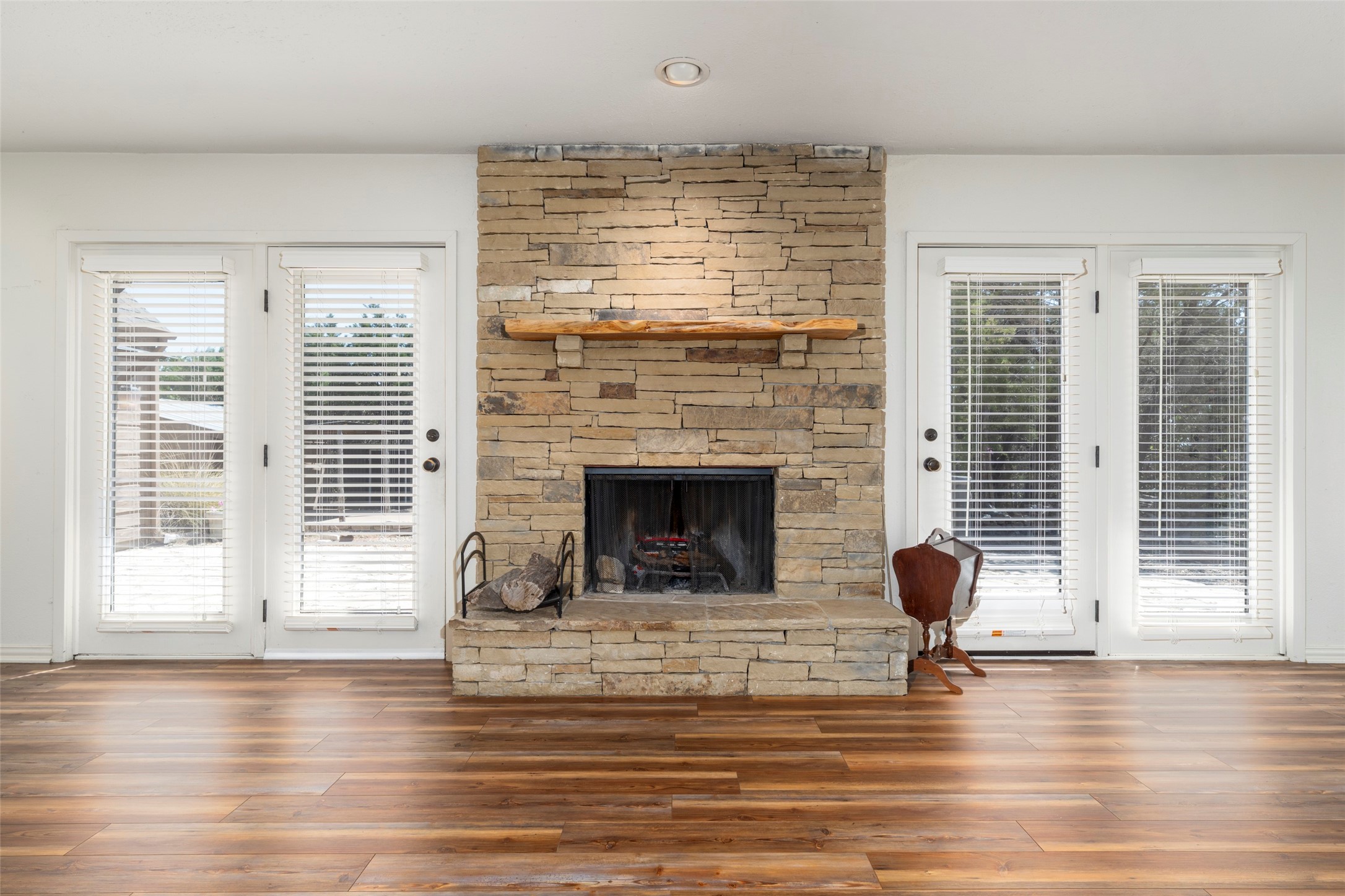 4918 Sonterra Court Granbury TX 76049