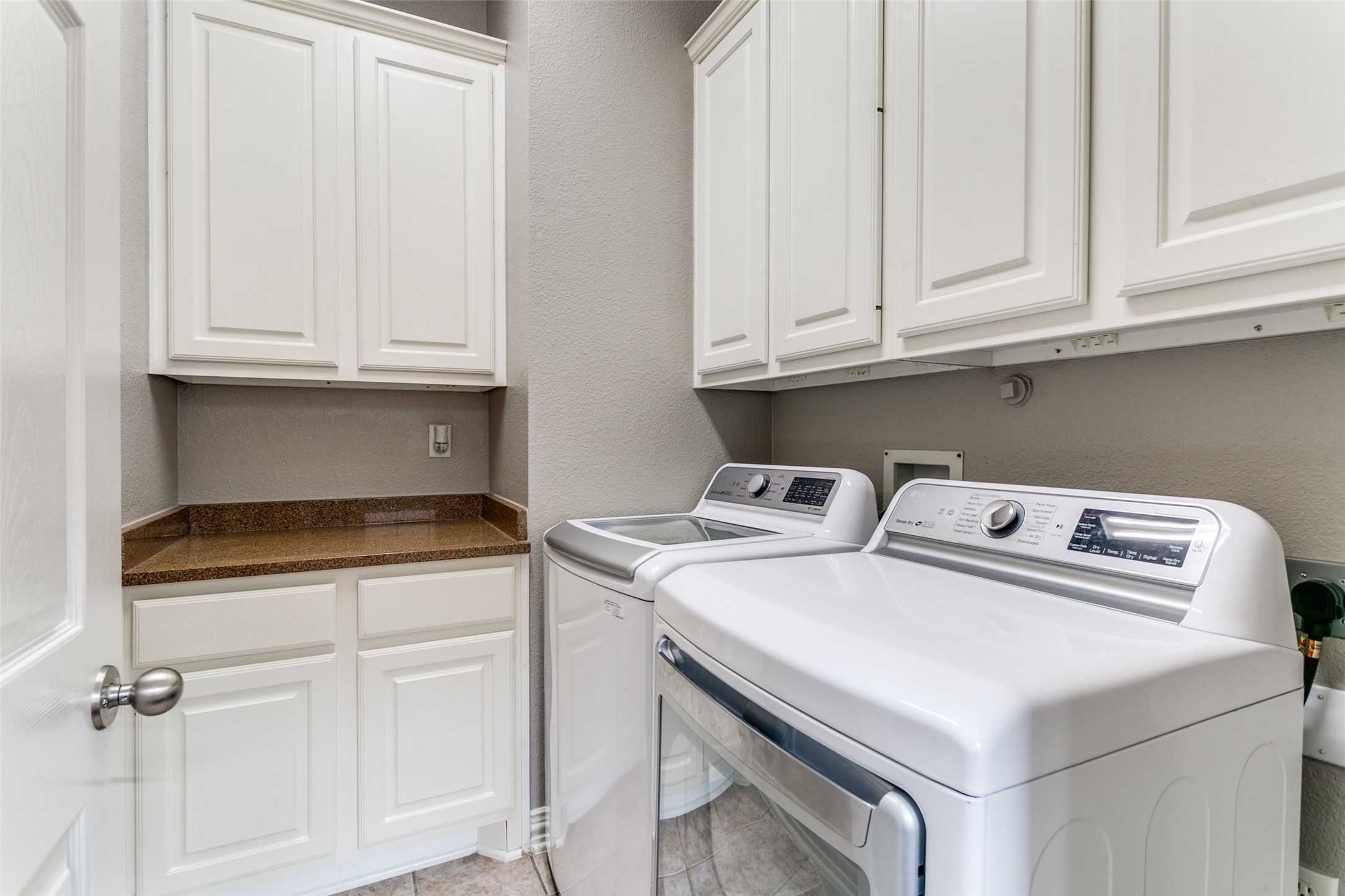 869 Winchester Drive Lewisville TX 75056