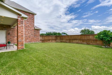 869 Winchester Drive Lewisville TX 75056