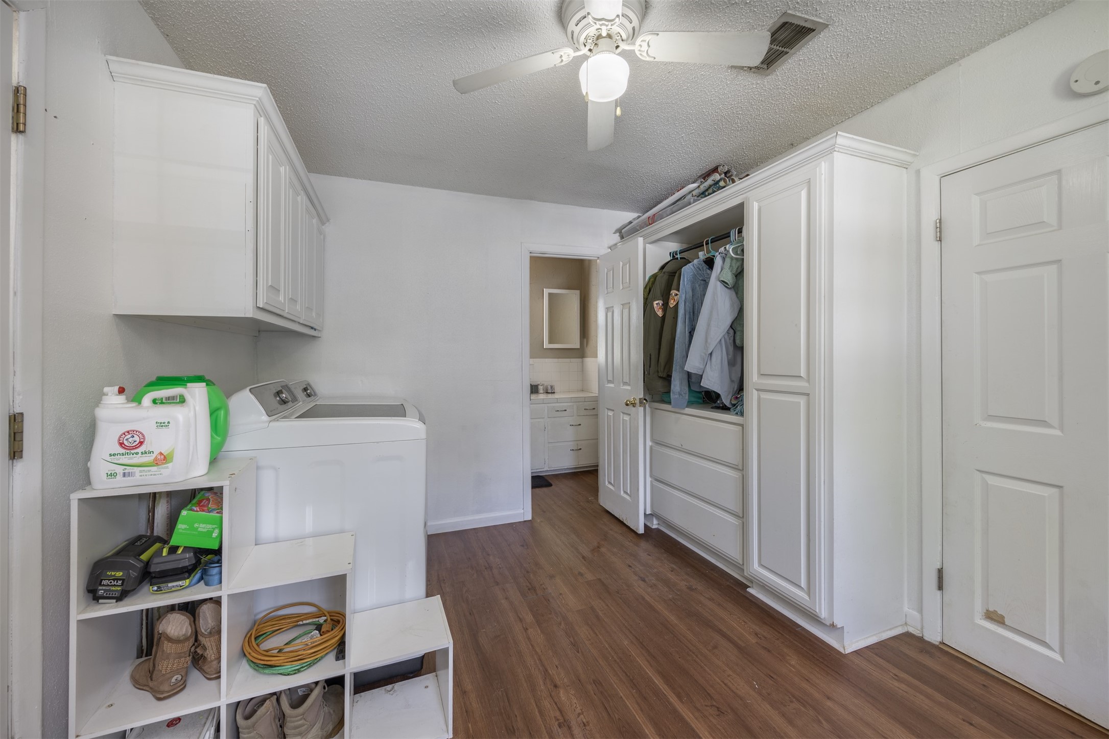 2042 Avon Drive Denison TX 75020