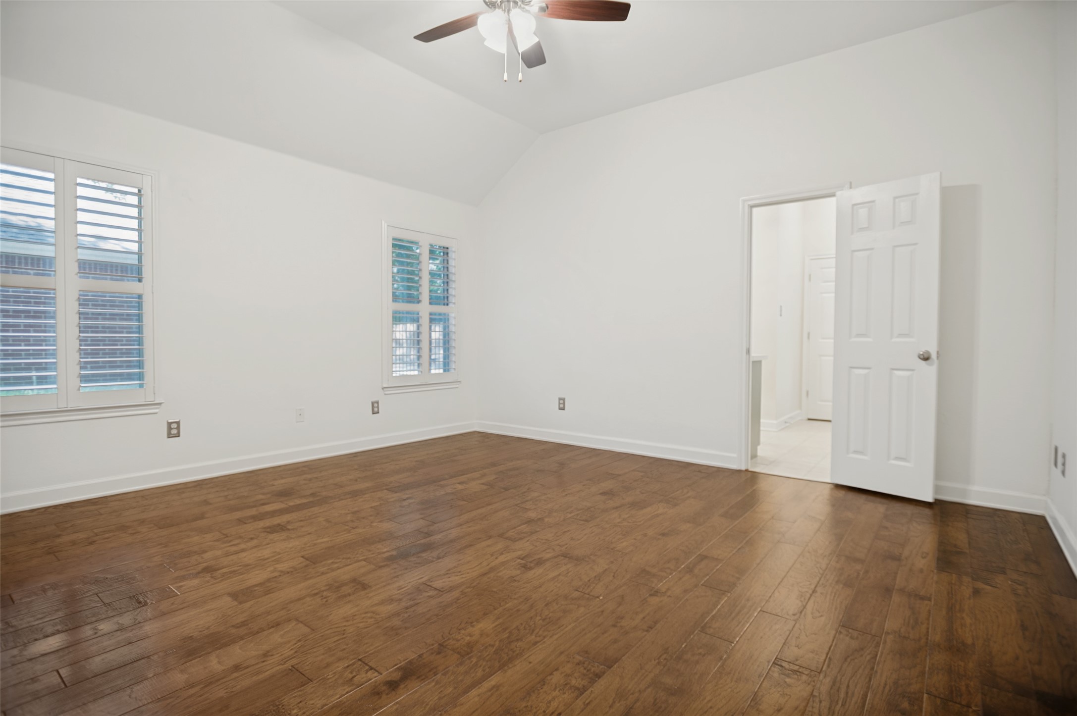 3624 Chateaux Lane Hurst TX 76054