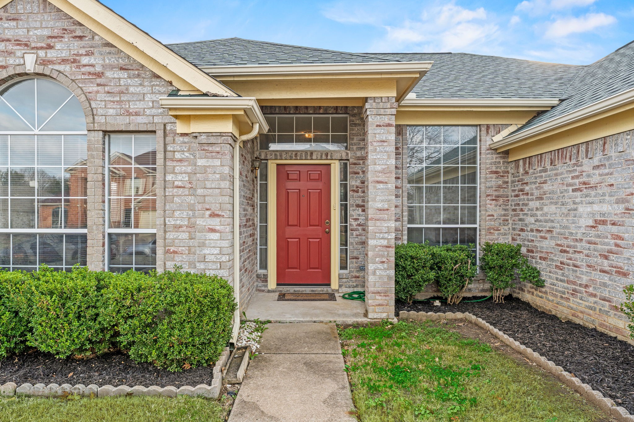 714 Willington Drive Arlington TX 76018