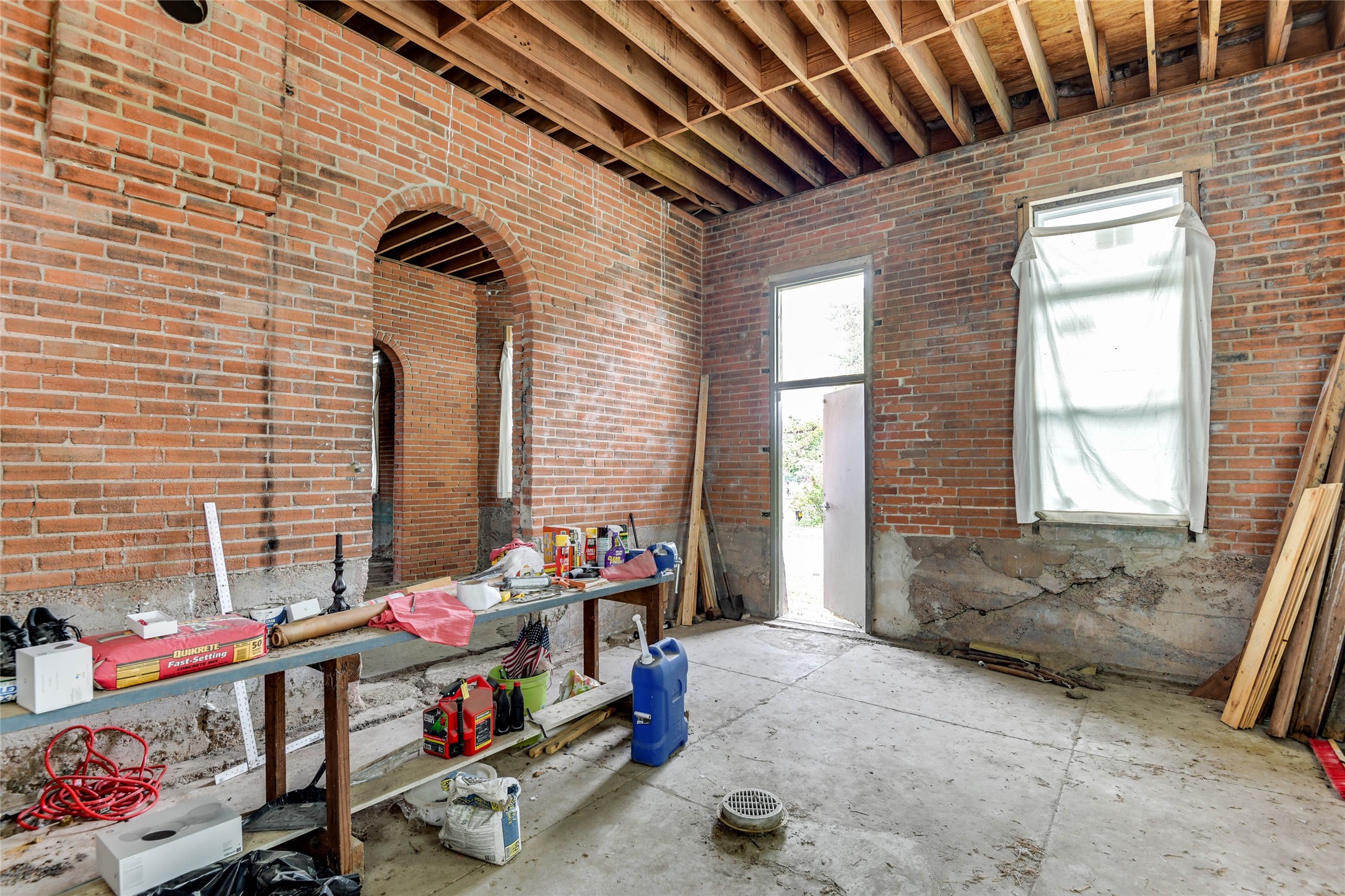 211 Main Street Rosser TX 75157