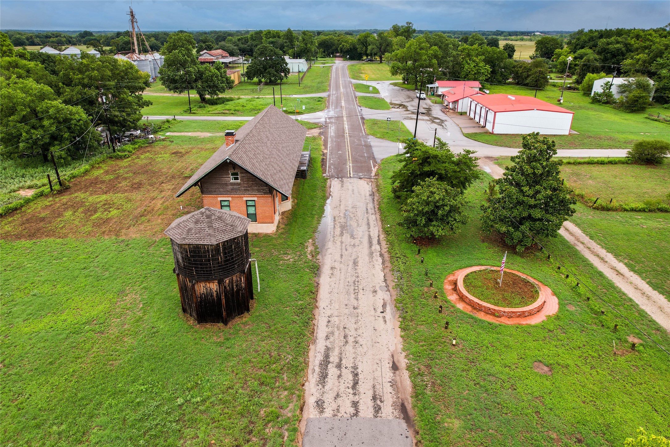 211 Main Street Rosser TX 75157