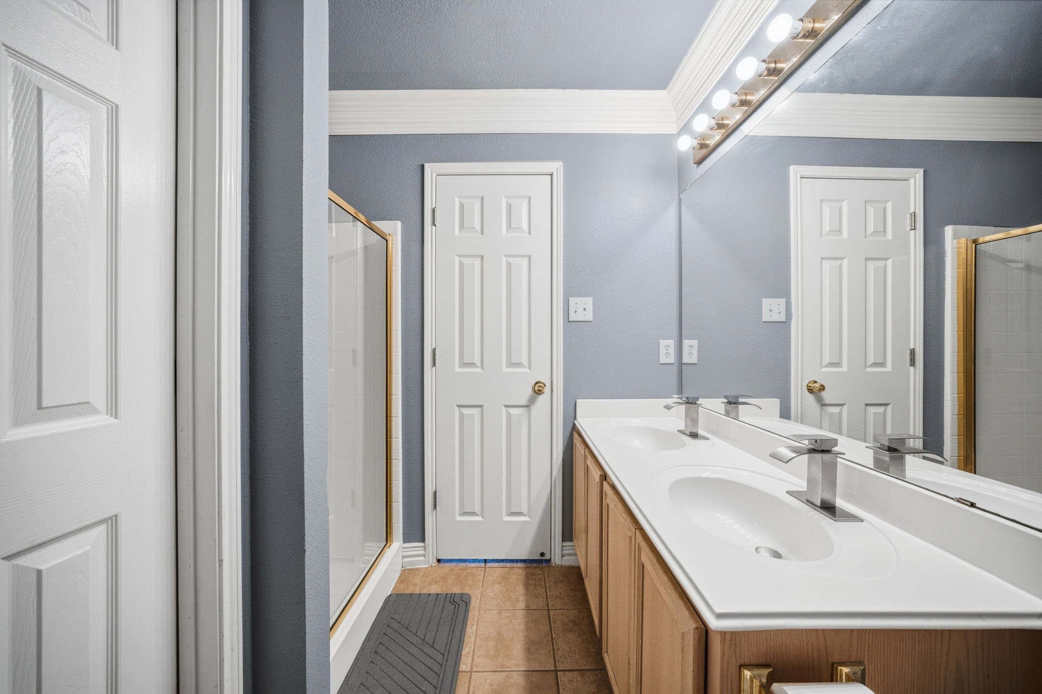 5916 Alcova Lane Dallas TX 75249