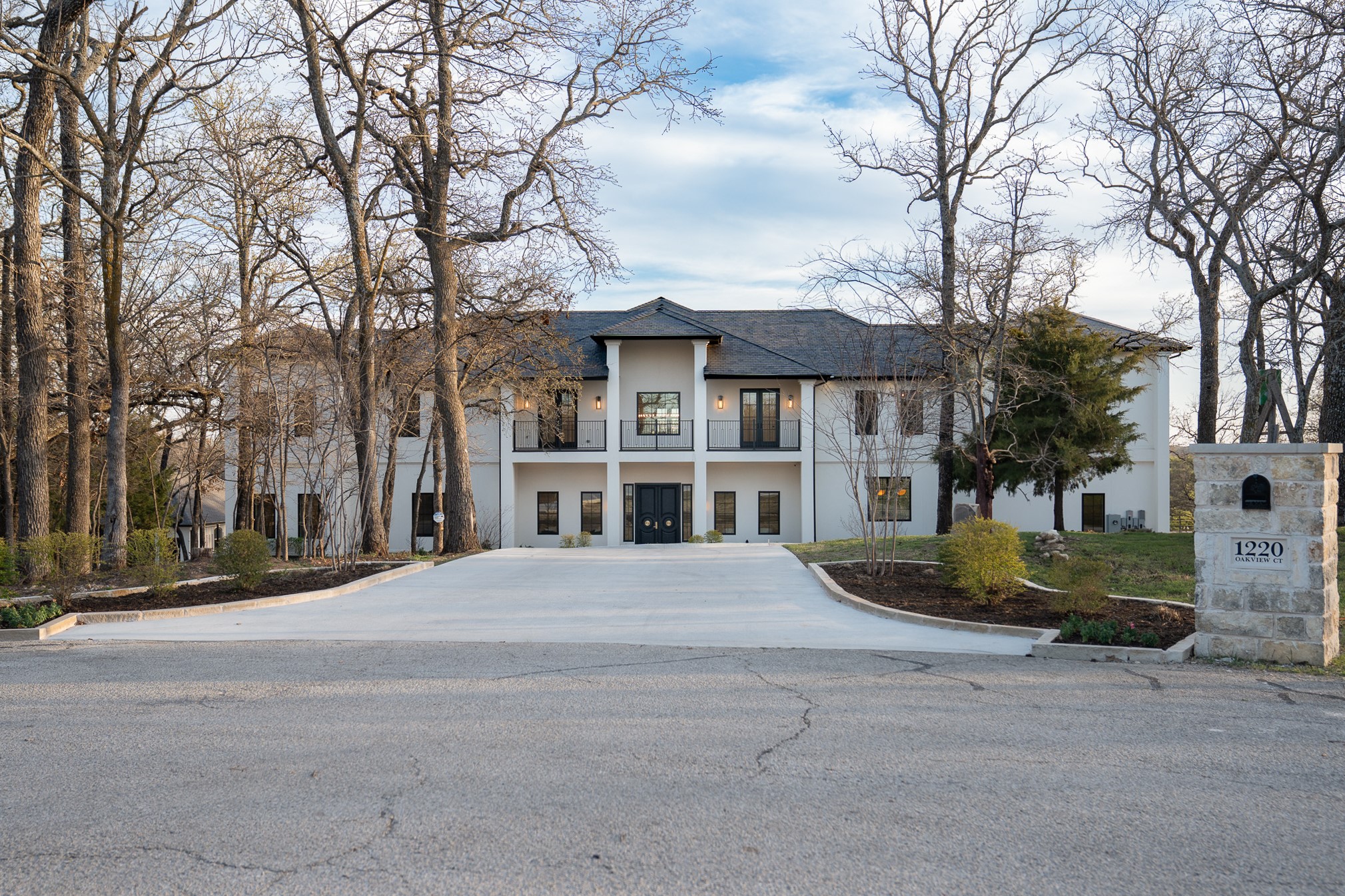 1230 Oak View Court Oak Point TX 75068