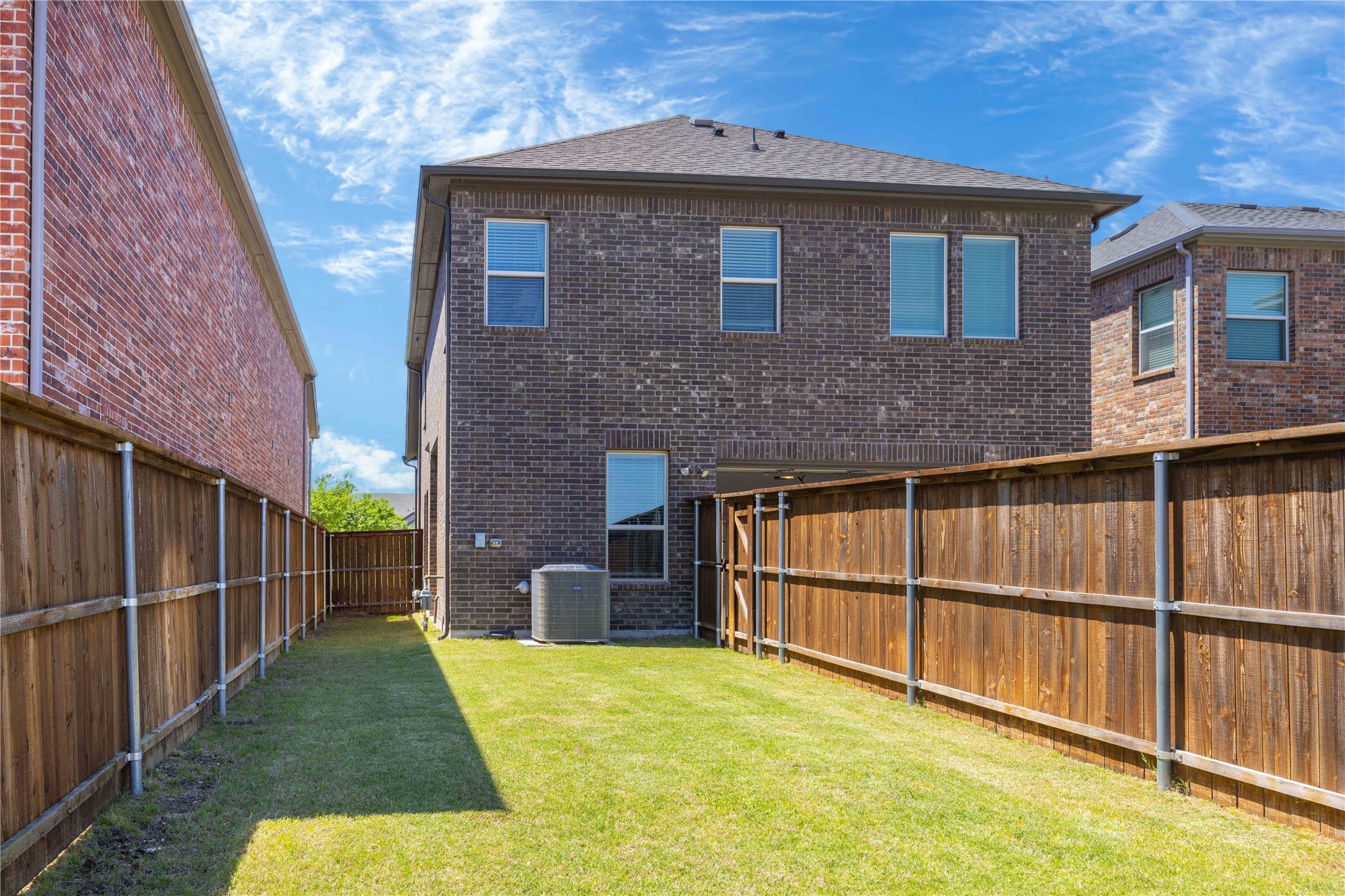 1614 Cherokee Rose Trail Garland TX 75042
