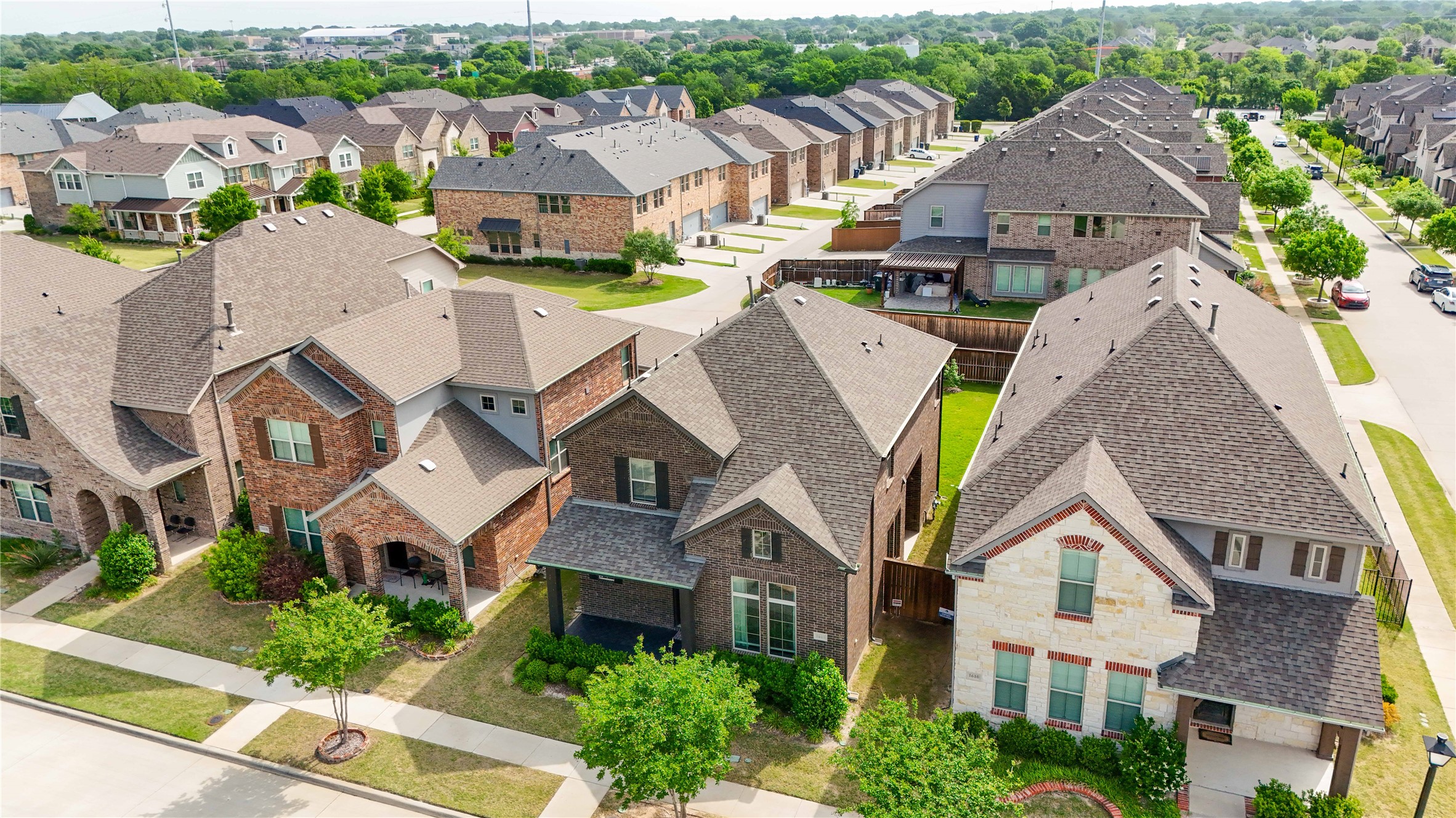 1614 Cherokee Rose Trail Garland TX 75042
