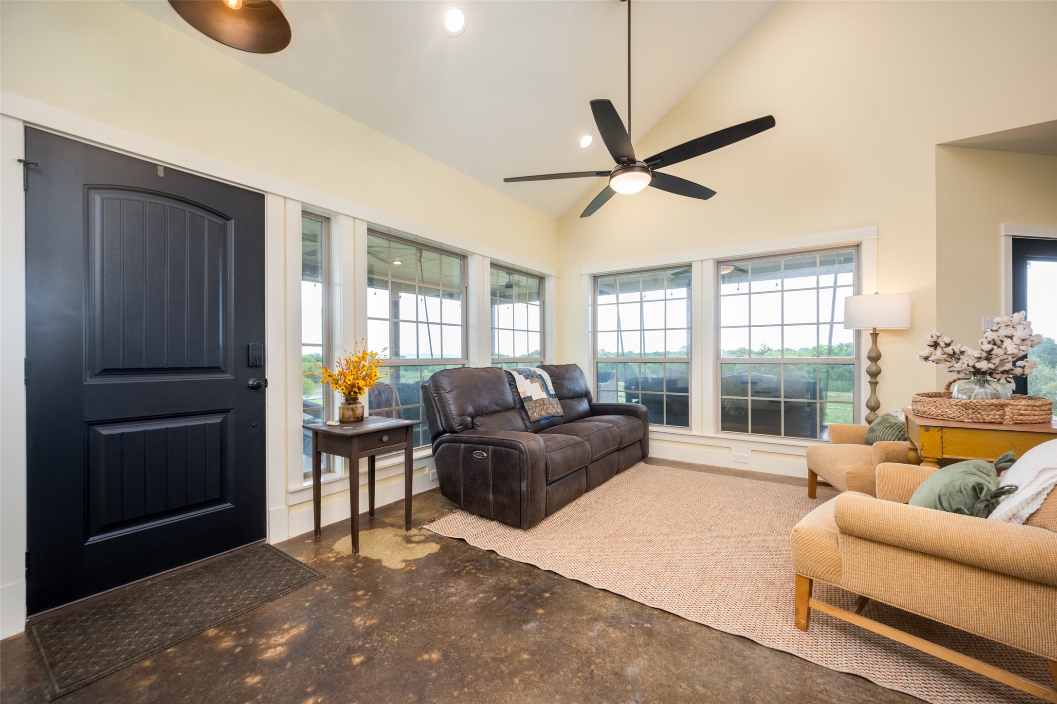 1458 Jim Harry Loop Sunset TX 76270
