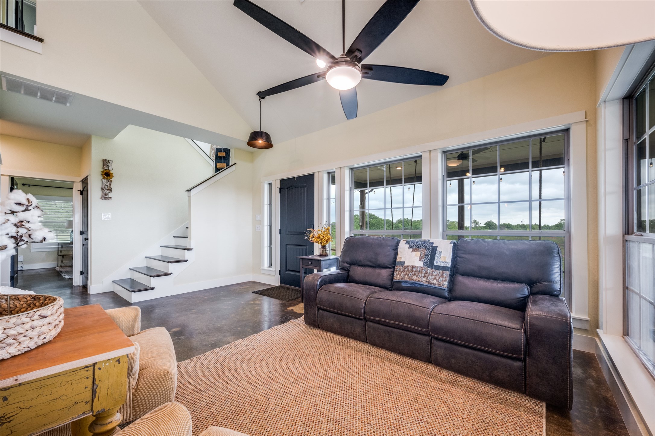 1458 Jim Harry Loop Sunset TX 76270