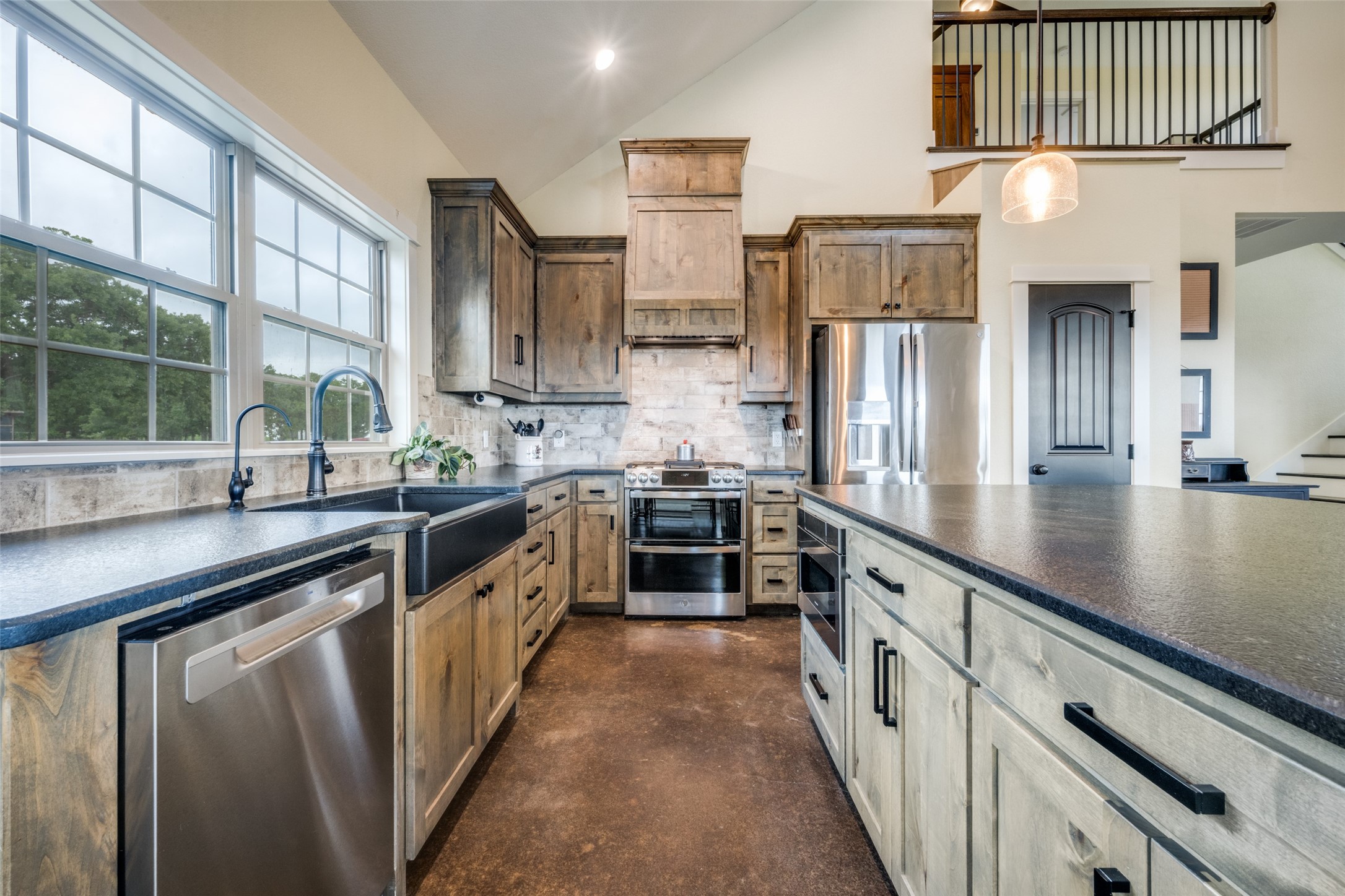 1458 Jim Harry Loop Sunset TX 76270