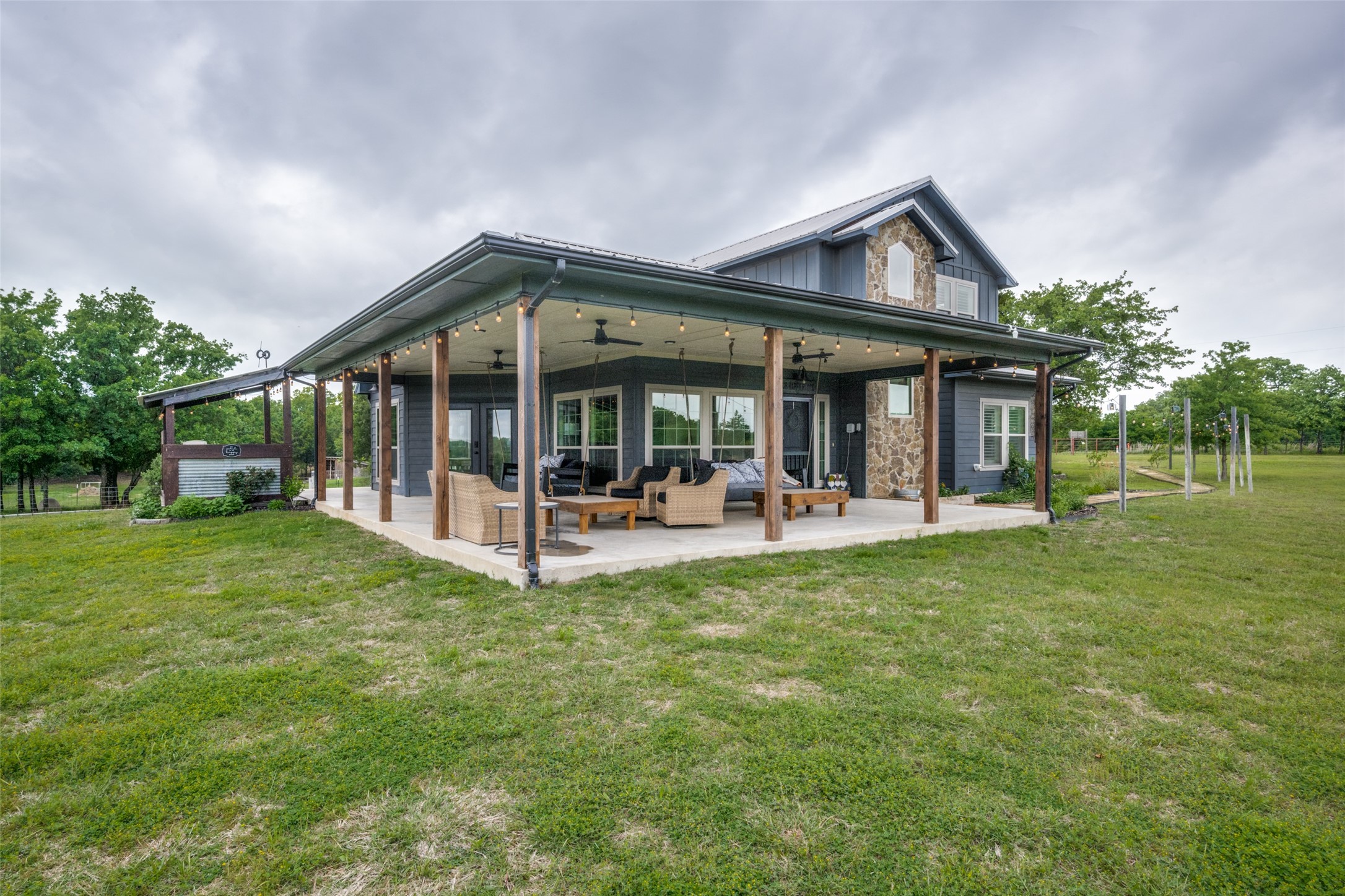 1458 Jim Harry Loop Sunset TX 76270