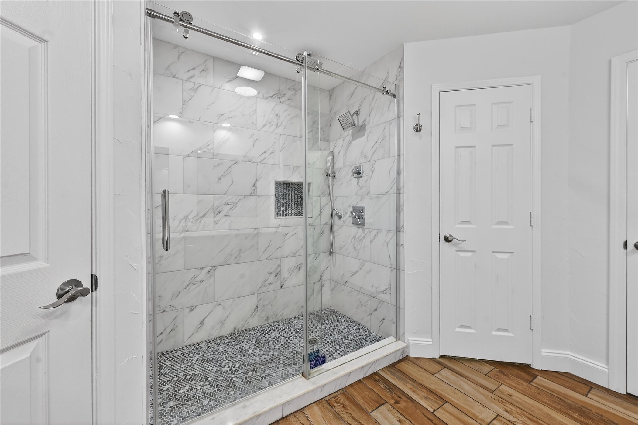 3713 Woodmont Court Bedford TX 76021