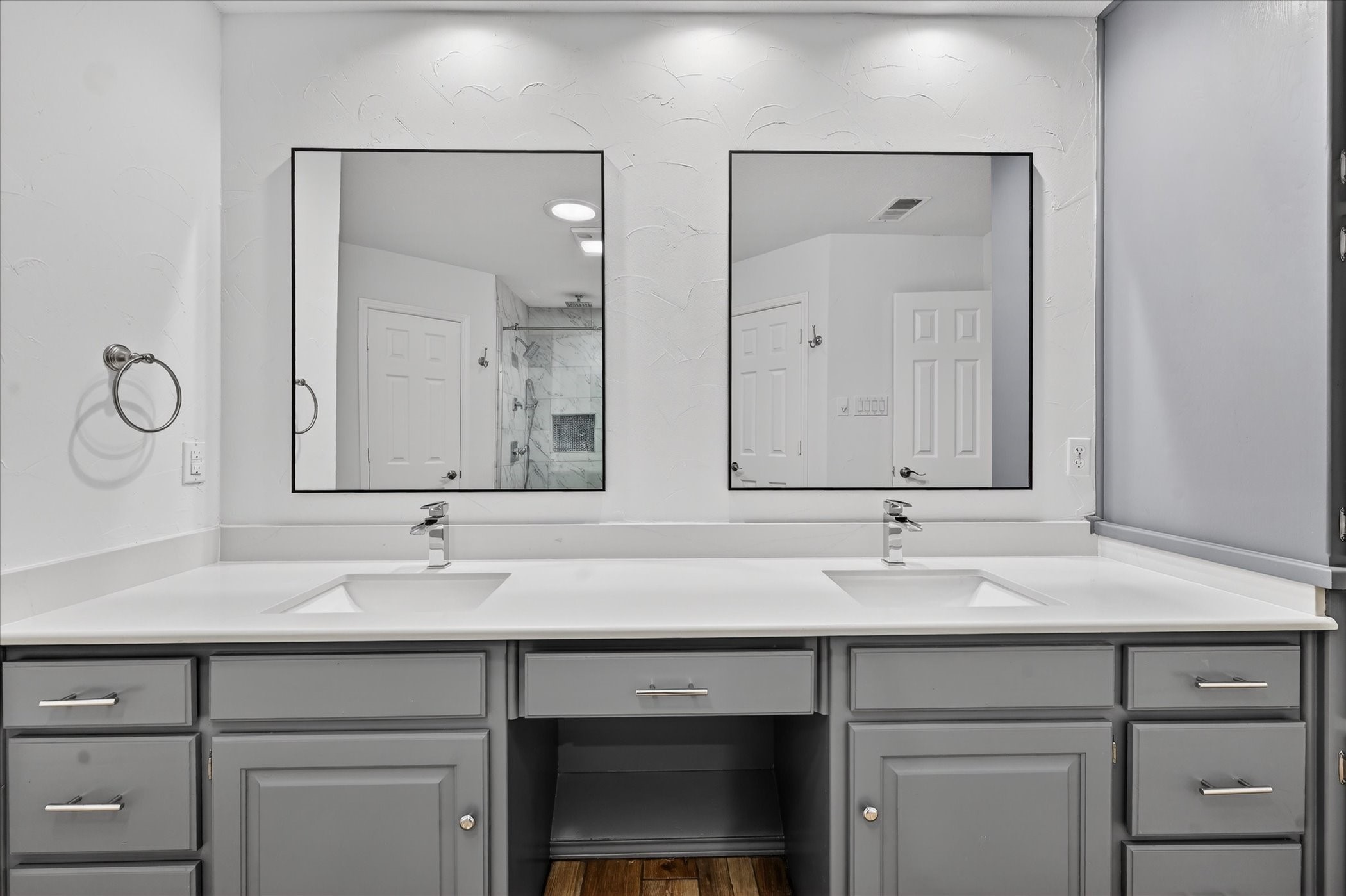 3713 Woodmont Court Bedford TX 76021