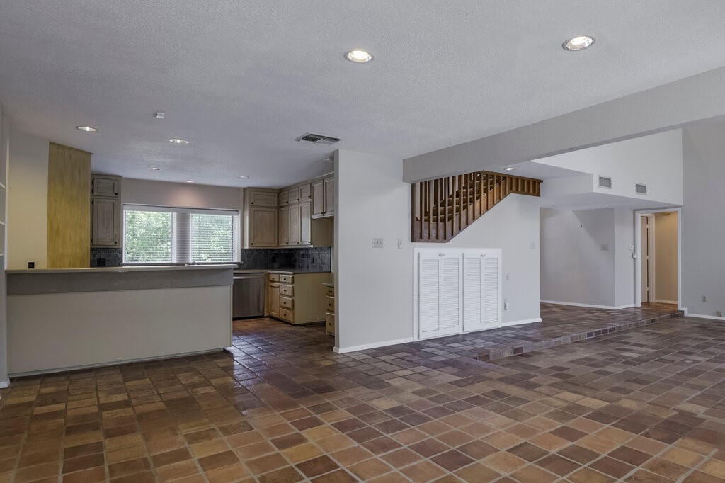 4708 Spring Creek Court Arlington TX 76017