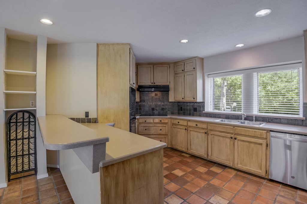 4708 Spring Creek Court Arlington TX 76017