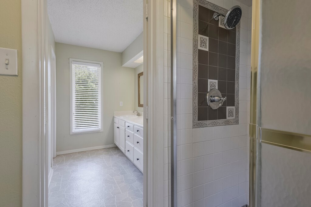 4708 Spring Creek Court Arlington TX 76017