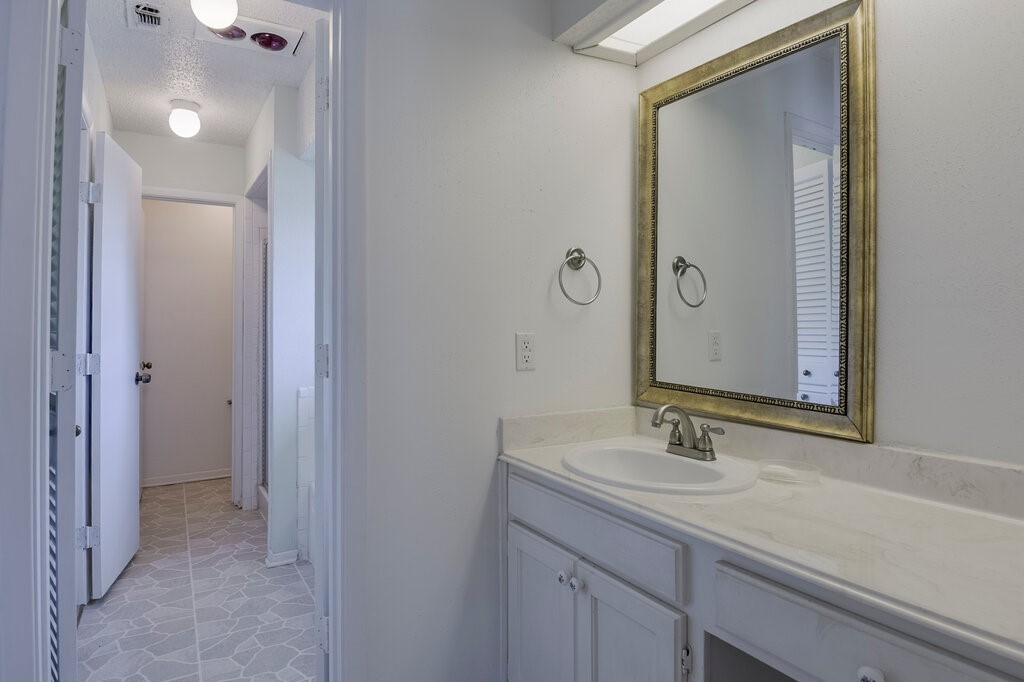 4708 Spring Creek Court Arlington TX 76017